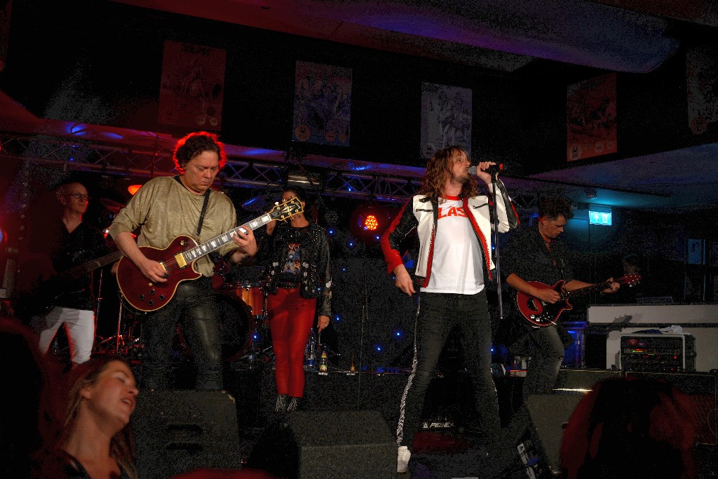 ../Images/Crazy Little Things (Queen Tribute) in VdG 091.jpg